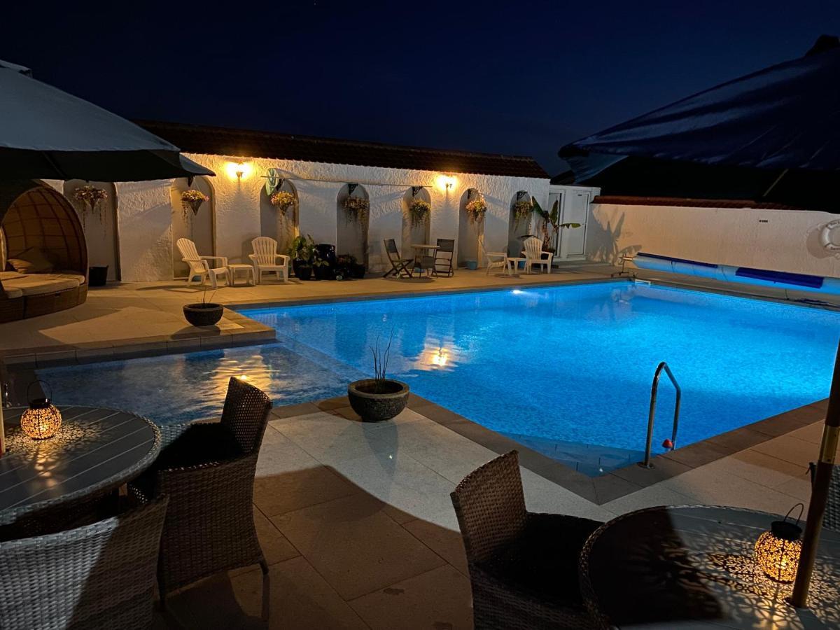 Beau Vallon Holiday Apartments Saint Peter Exterior foto